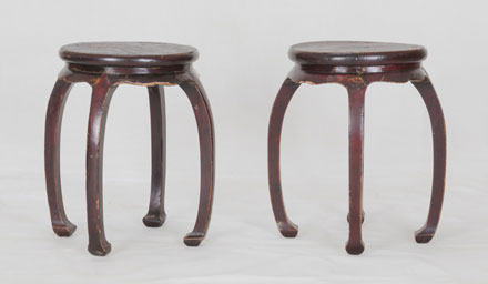 round stools