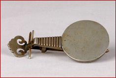 琵琶形铜锁