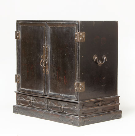 chest cabinet